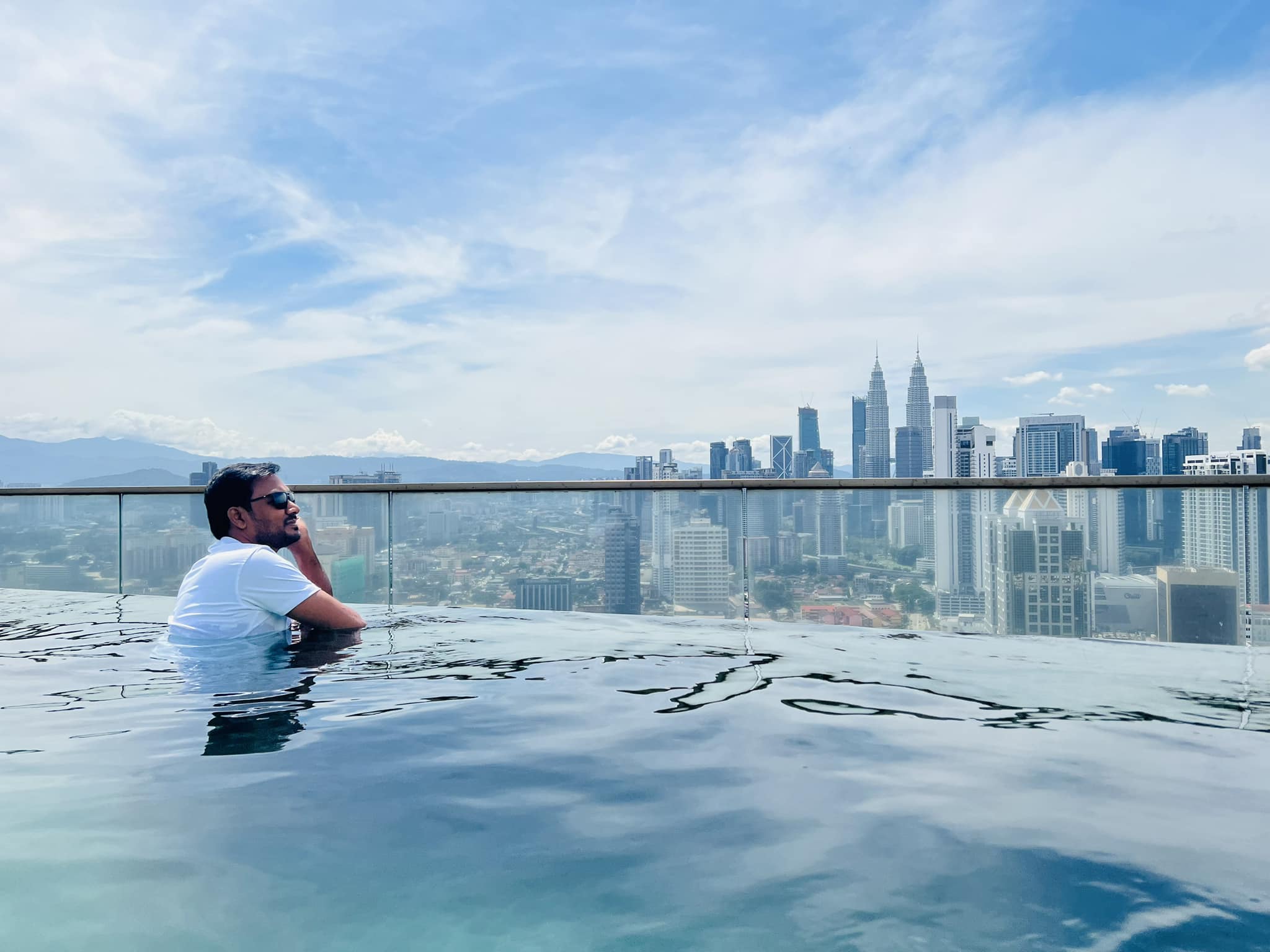 যেভাবে ঘুরবেন মালয়েশিয়ার কুয়ালালামপুর।