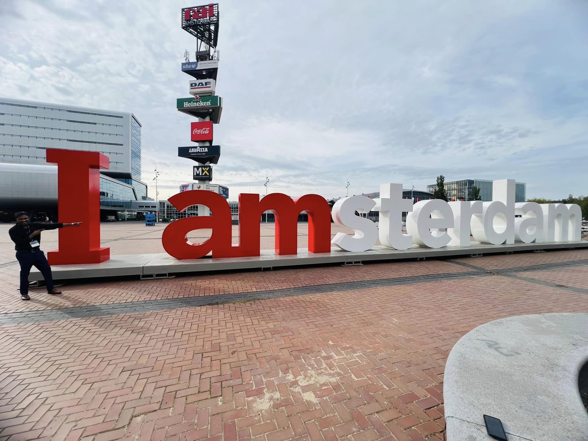 ইউরোপ ভ্রমণ, ডাচদের শহর আমাস্টারডামে ঘুরাঘুরি।